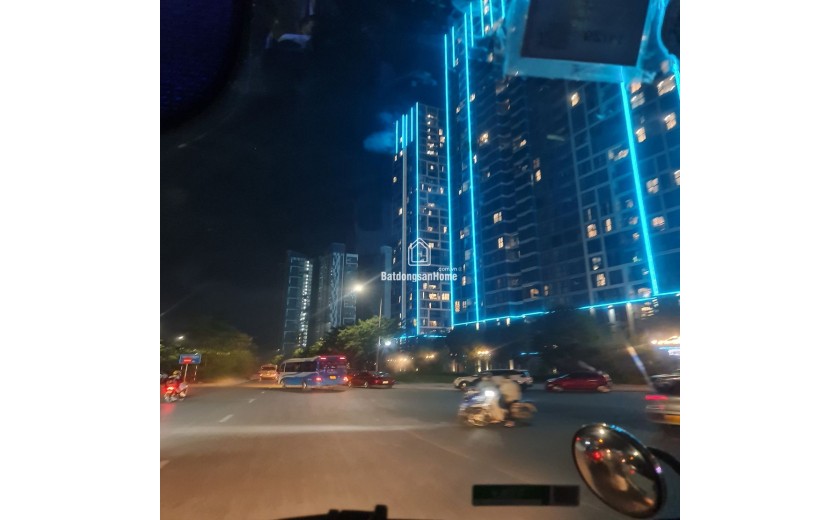 Nhỉnh 8 tỷ có nhà 4 tầng 202m2 sàn ở và cửa hàng kinh doanh tại Trâu Quỳ, Giâ Lâm. Lh 0989894845